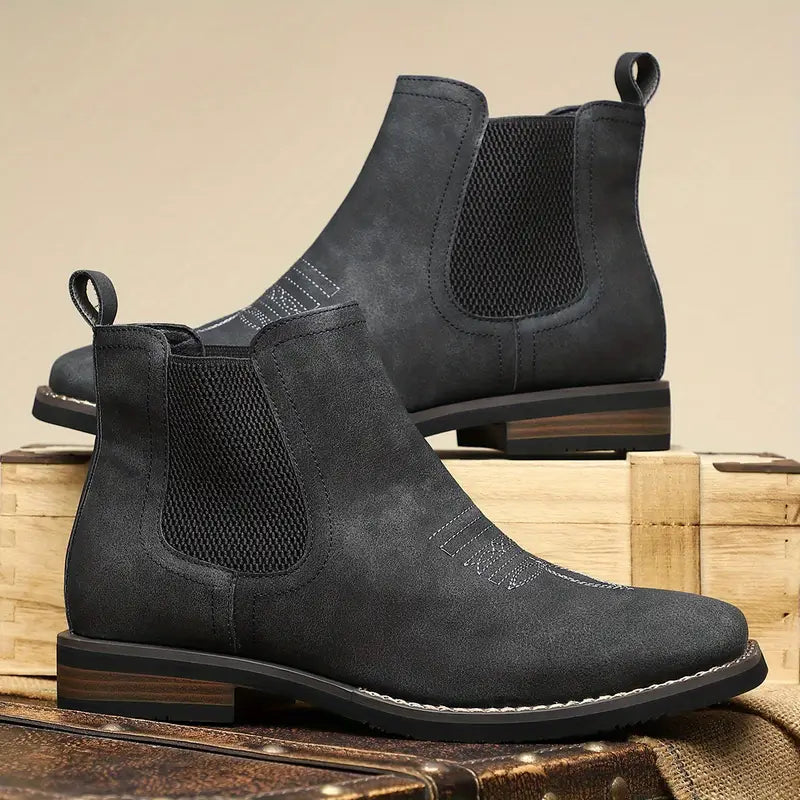 Botas de couro elegantes para homem