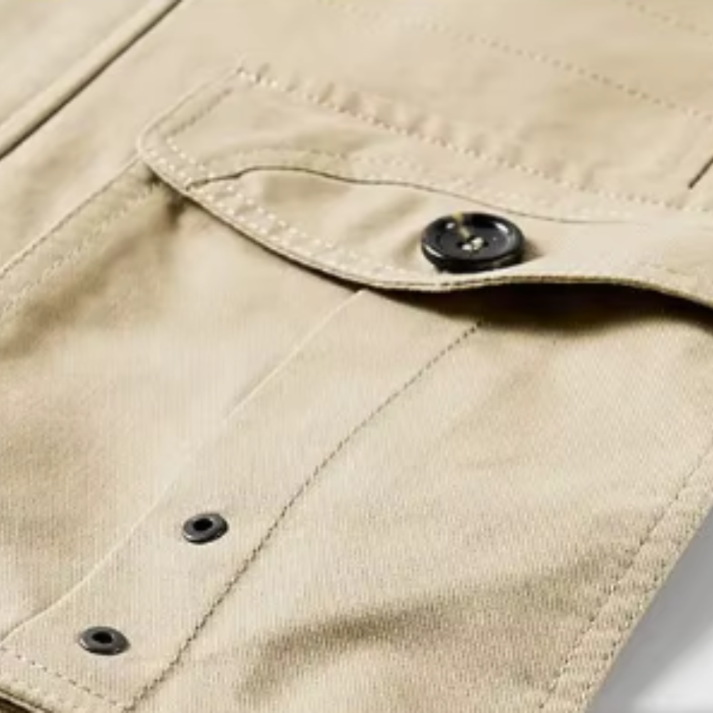 Casaco elegante com vários bolsos