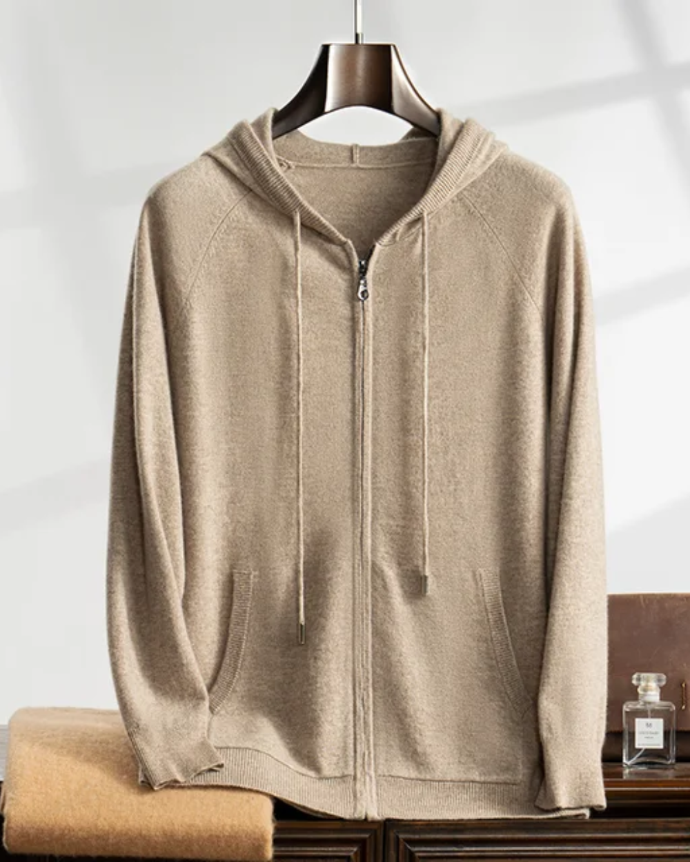 Colete de caxemira com capuz Courchevel