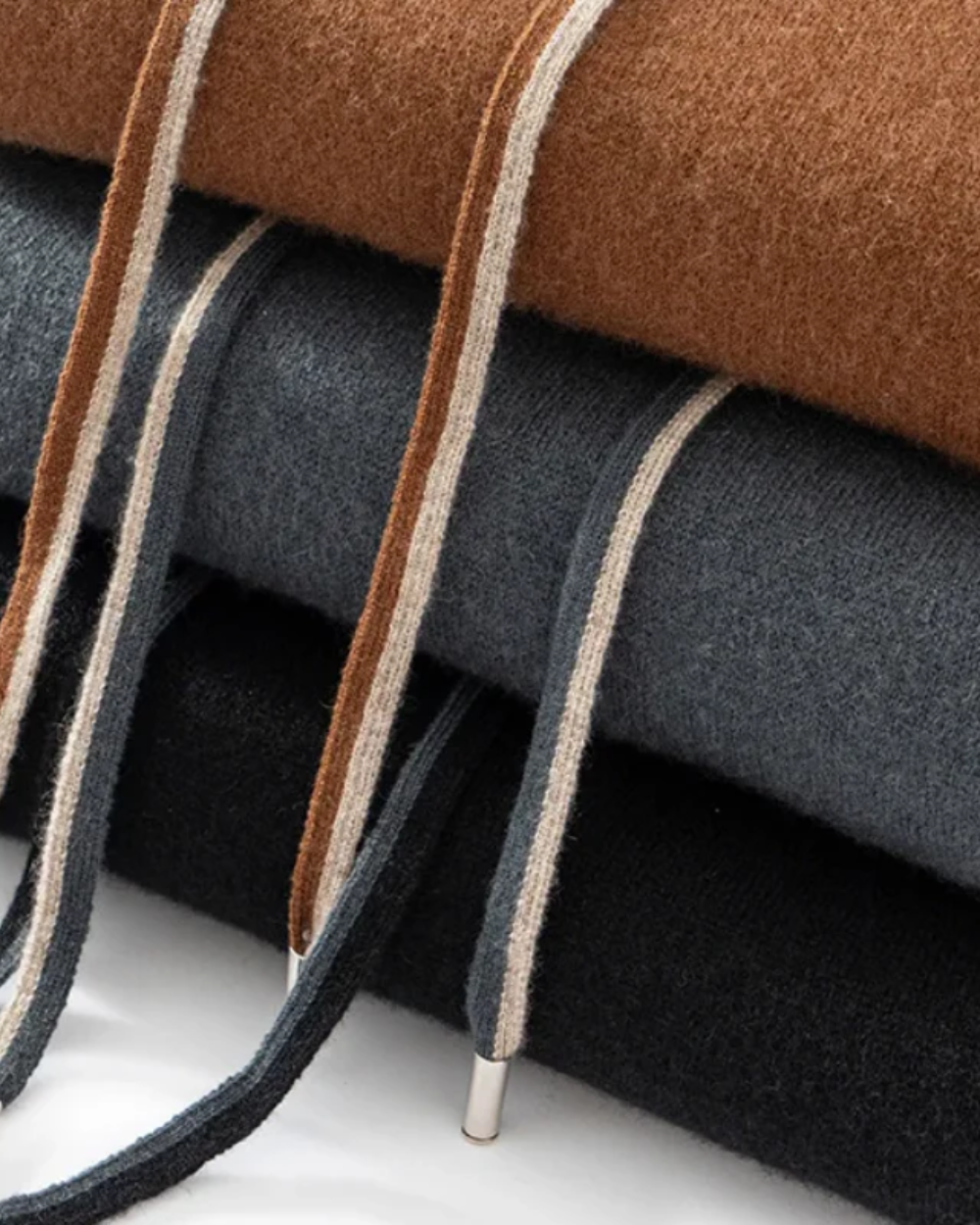 Casaco com capuz de caxemira Atlas