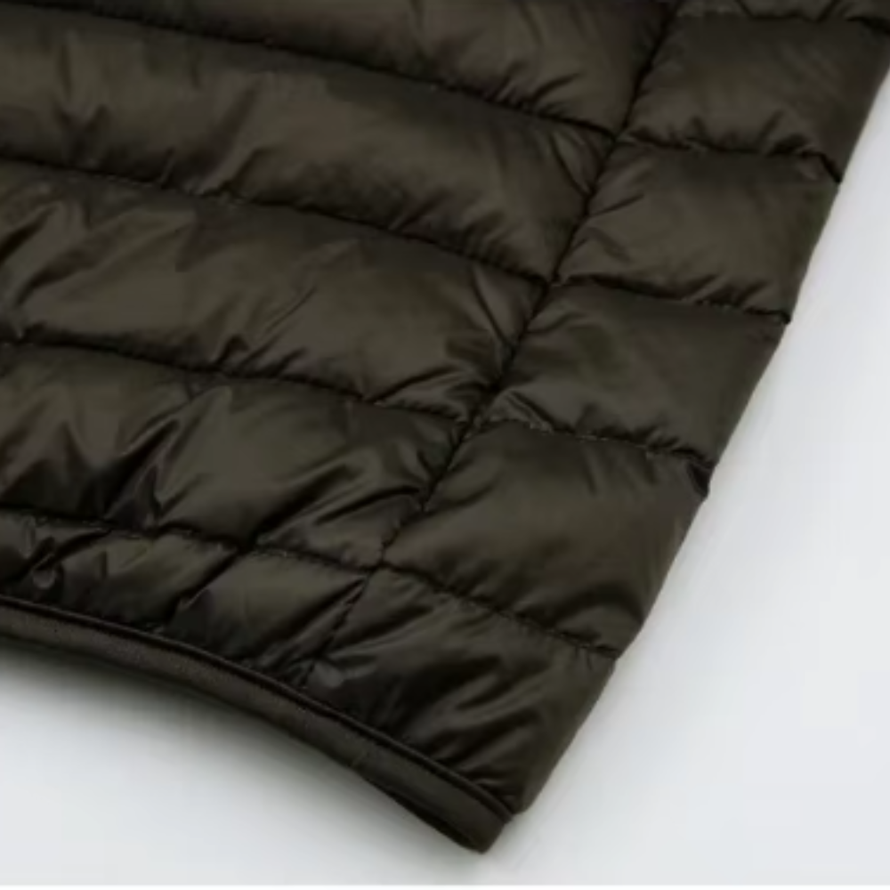 Casaco leve de penas de pato