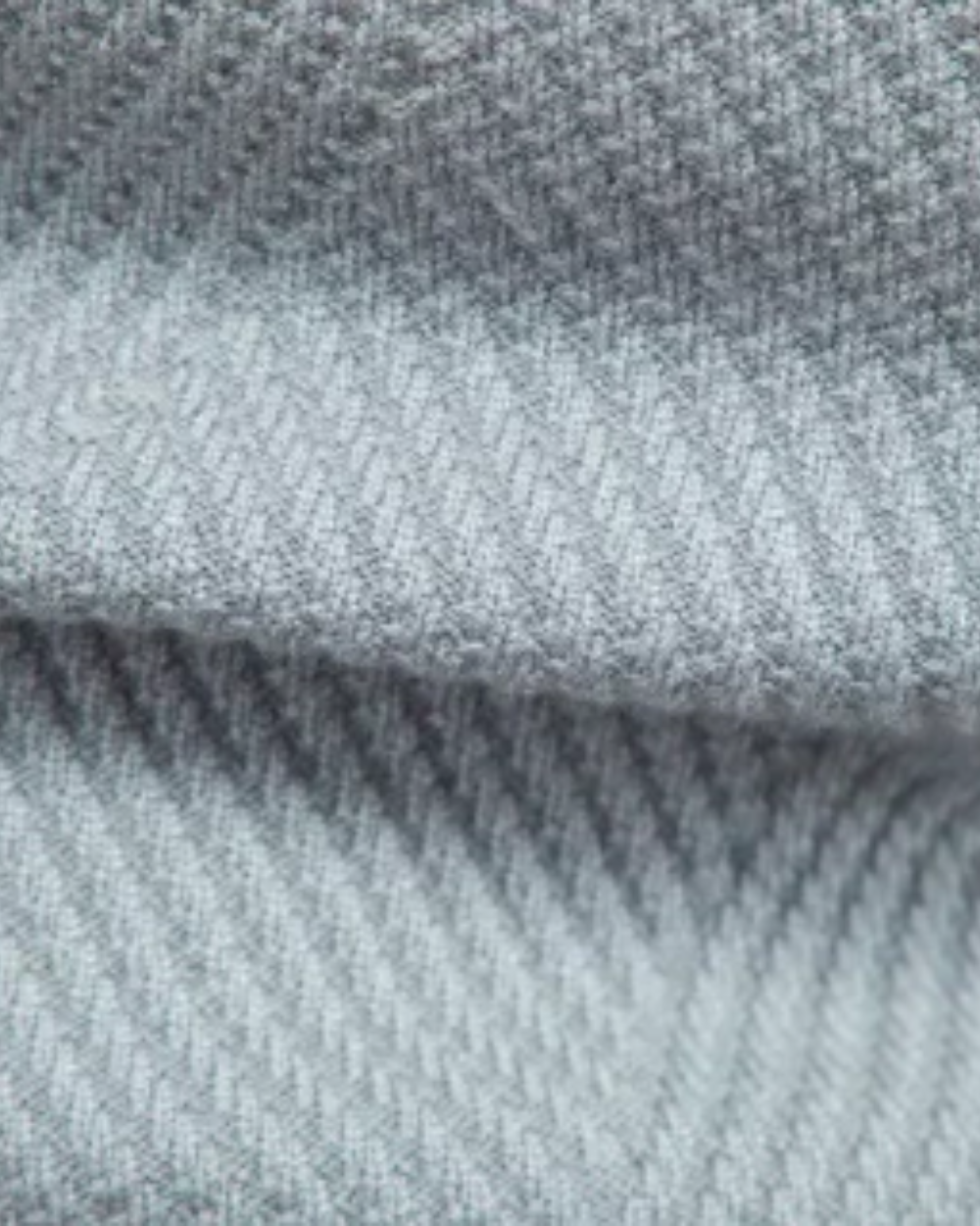 Camisola de homem elegante com riscas