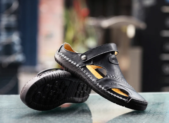 Sandálias de couro clássicas