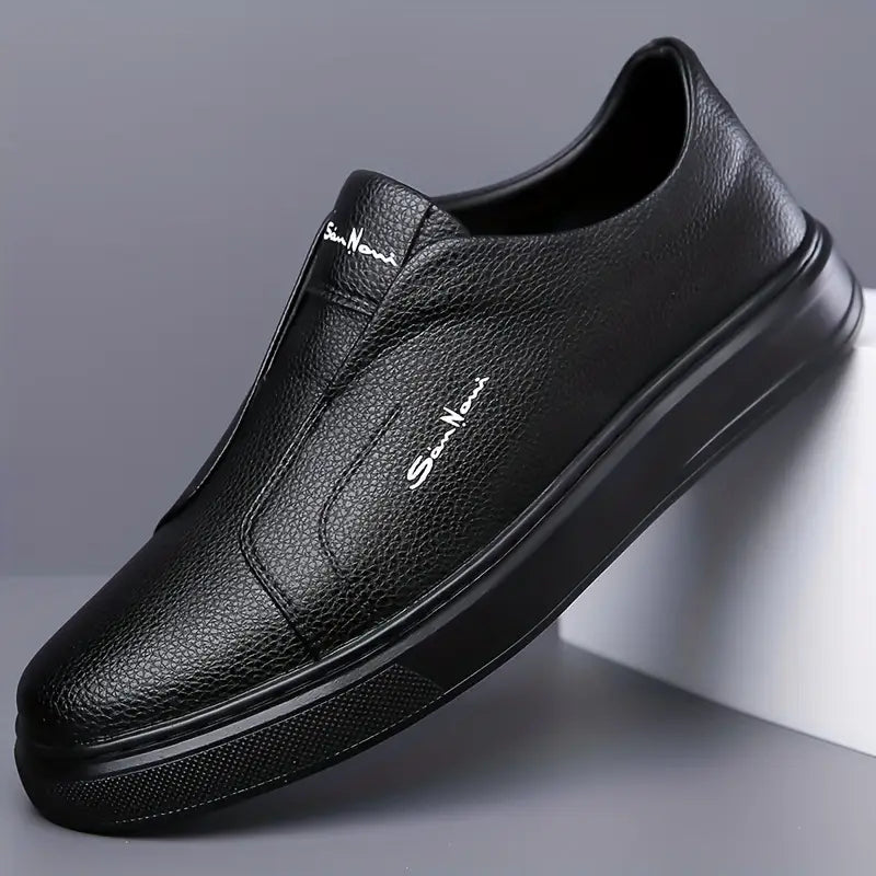Sapatos Slip-On em pele