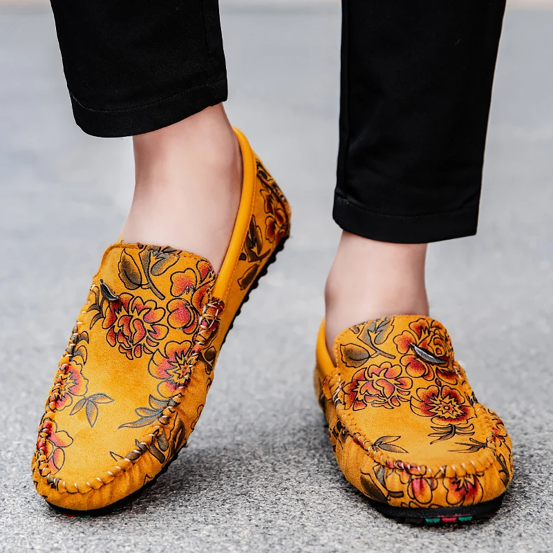 Mocassins em pele floral