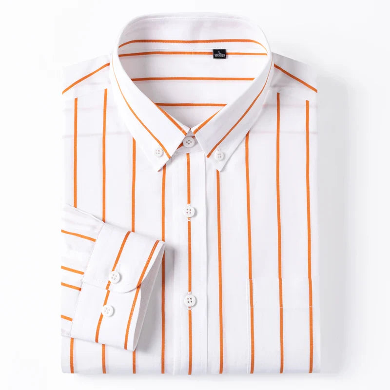 Camisa elegante de algodão às riscas
