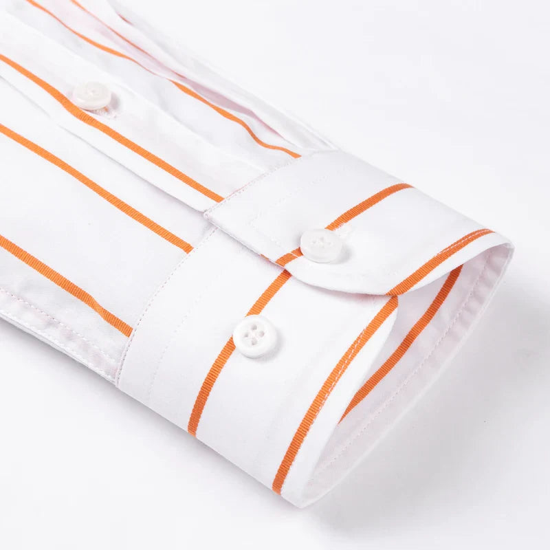 Camisa elegante de algodão às riscas