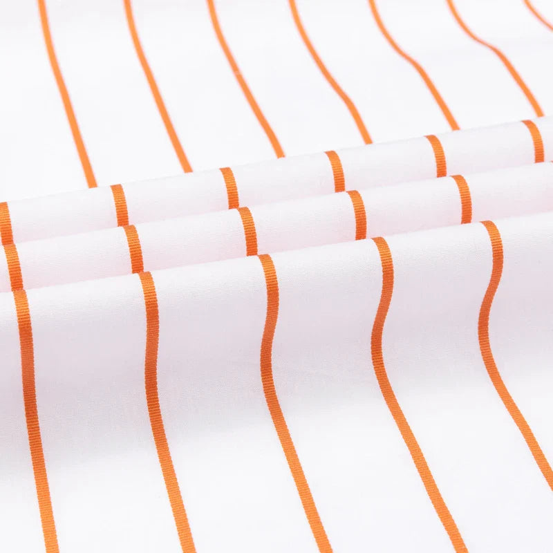 Camisa elegante de algodão às riscas