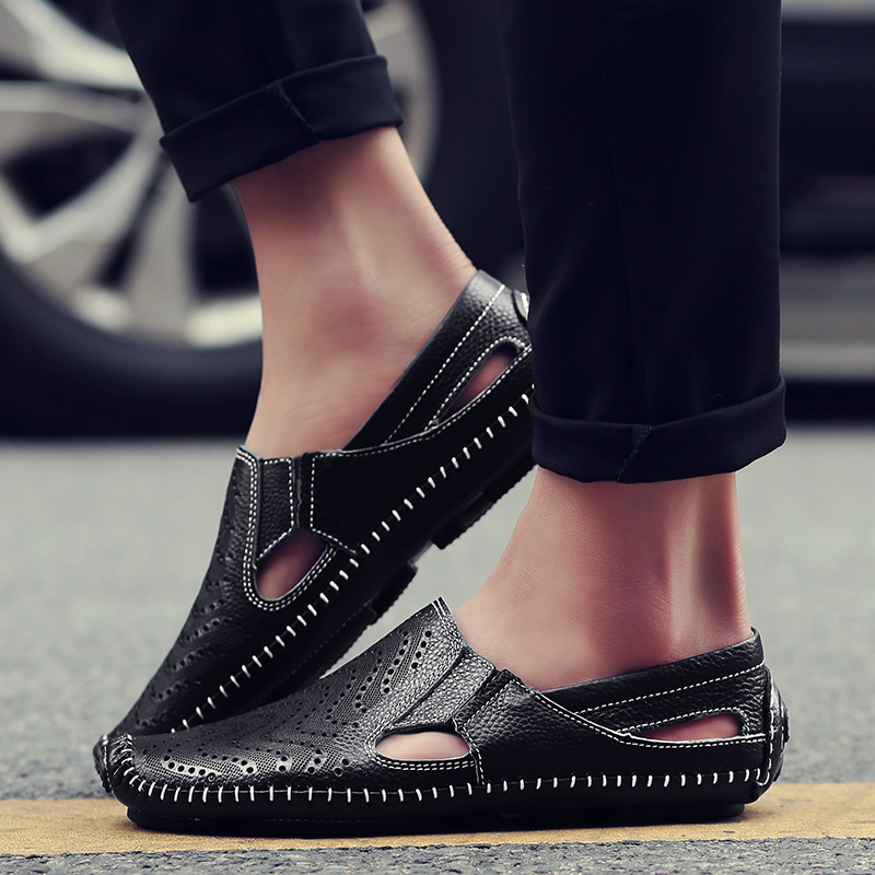 Sandálias com tira de couro