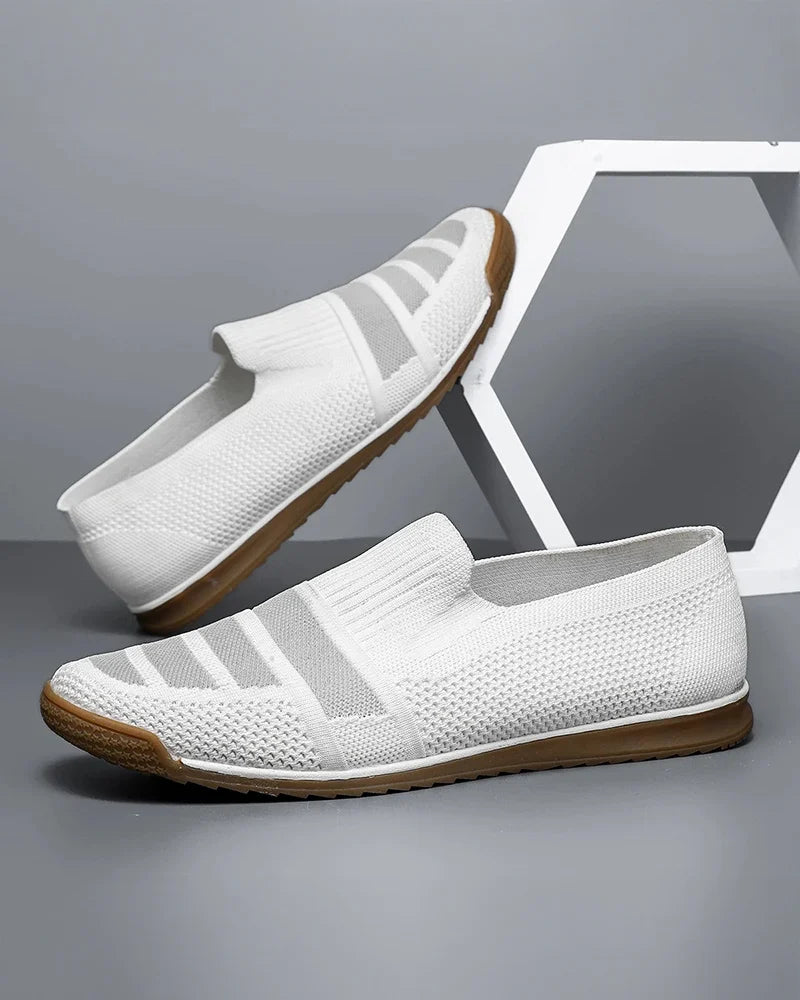 Sapatos de malha elegantes