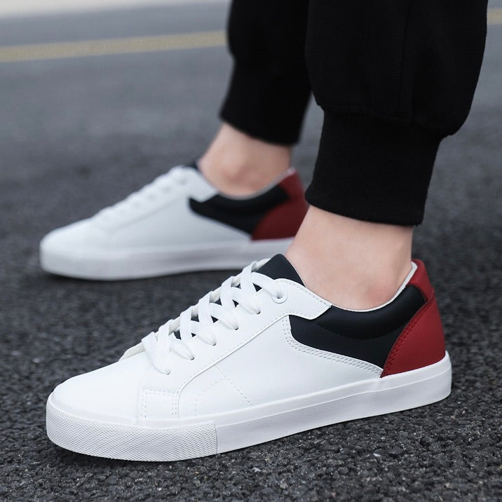 Sapatos casuais de couro