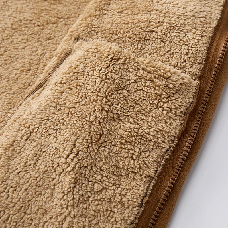 Casaco acolhedor forrado a lã