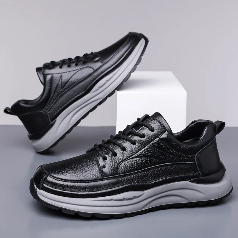 Sapatos de couro clássicos para homem