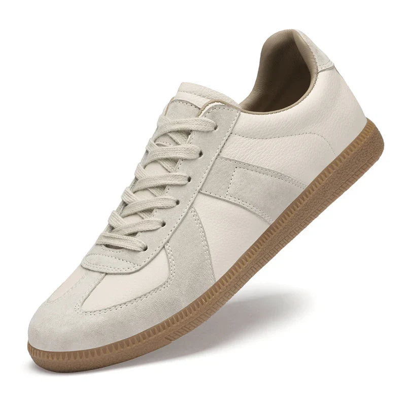 Sapatos de couro para caminhada