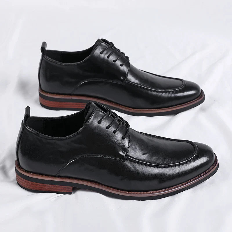 Sapatos sociais Oxford em couro italiano