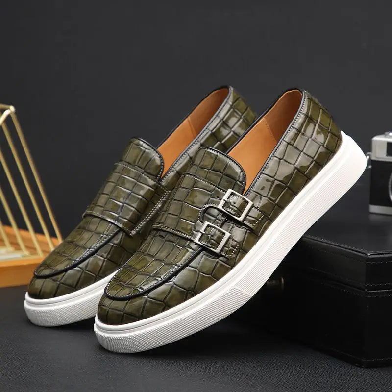 Sapatos de couro chiques