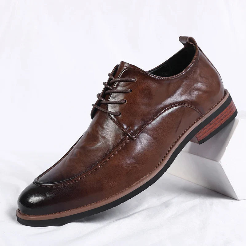 Sapatos sociais Oxford em couro italiano