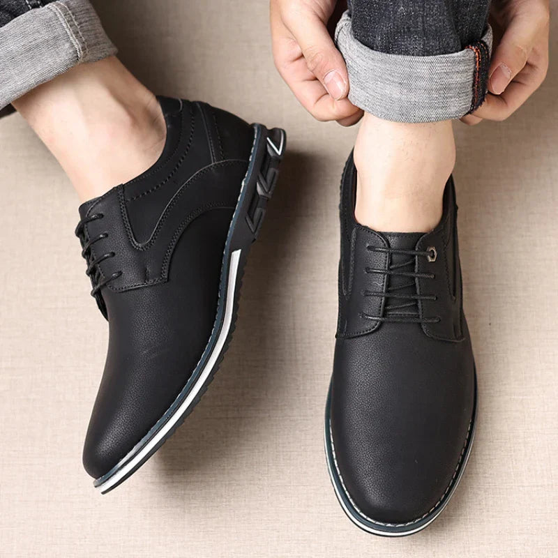 Sapatos de couro italiano