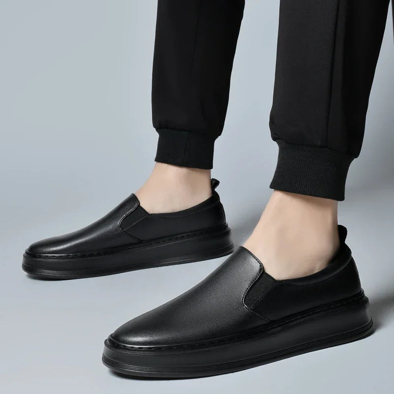 Sapatos Slip-On em pele