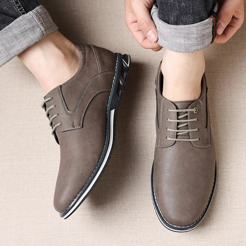 Sapatos de couro italiano