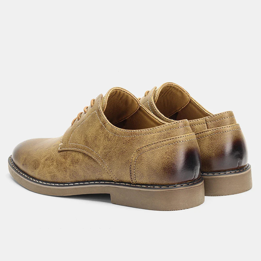 Sapatos sociais de couro casuais