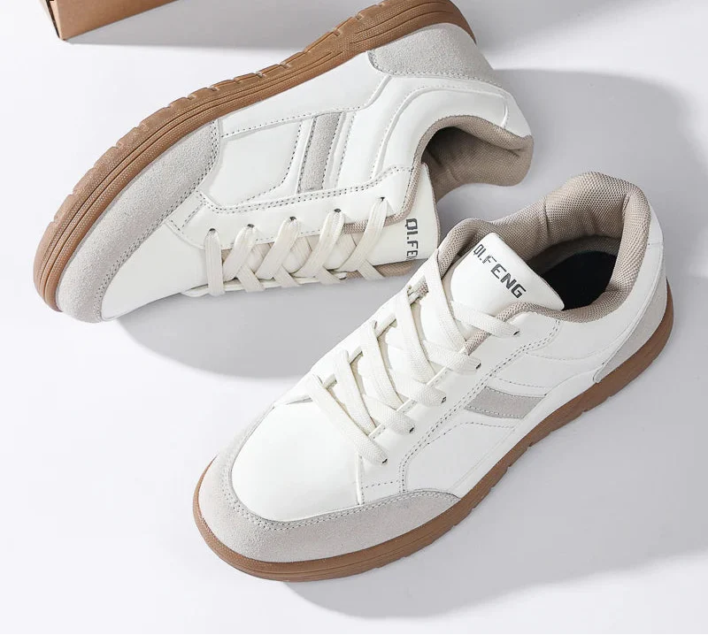 Sapatos clássicos em pele