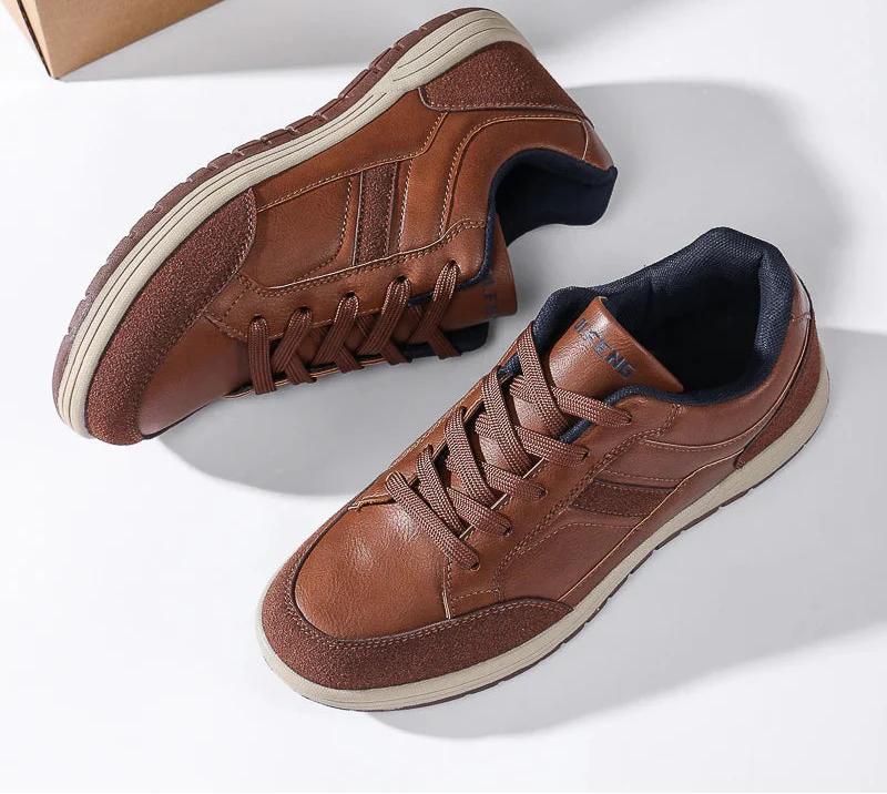 Sapatos clássicos em pele