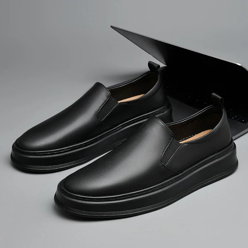 Sapatos Slip-On em pele