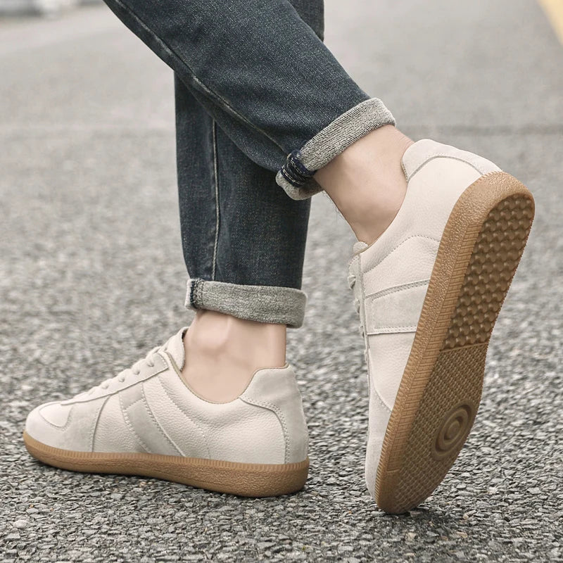 Sapatos de couro para caminhada