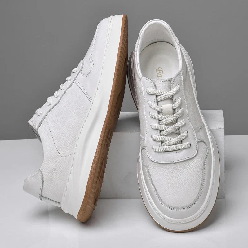 Sapatos de couro confortáveis