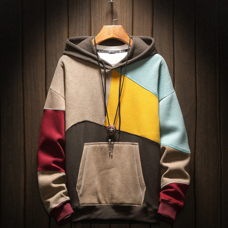 Camisola com capuz elegante