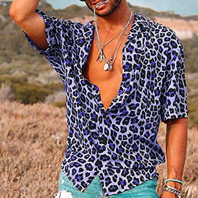 Camisa com estampado leopardo