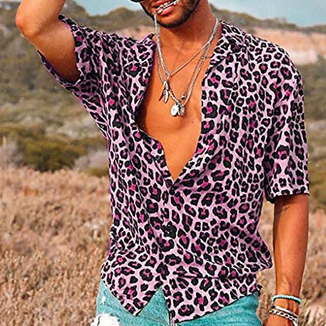 Camisa com estampado leopardo