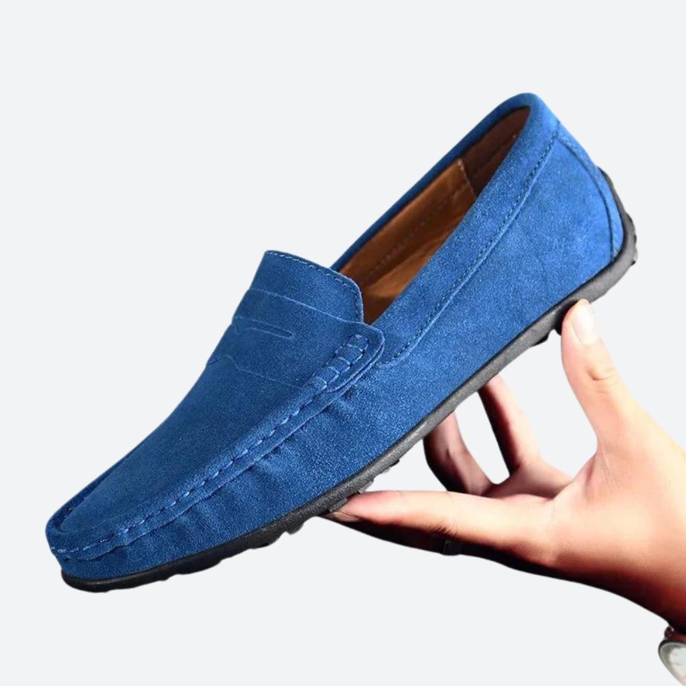 Mocassins clássicos de camurça para homem